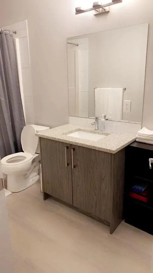Private Ensuite Room In Calgary Ne Area